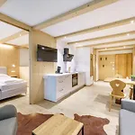 Apartman Schwarzenbach - & Rooftop Pool