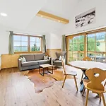 Schwarzenbach - & Rooftop Pool * Feldberg