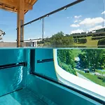 Schwarzenbach - & Rooftop Pool Apartman