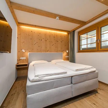 Schwarzenbach - & Rooftop Pool Feldberg (Baden-Wurttemberg)